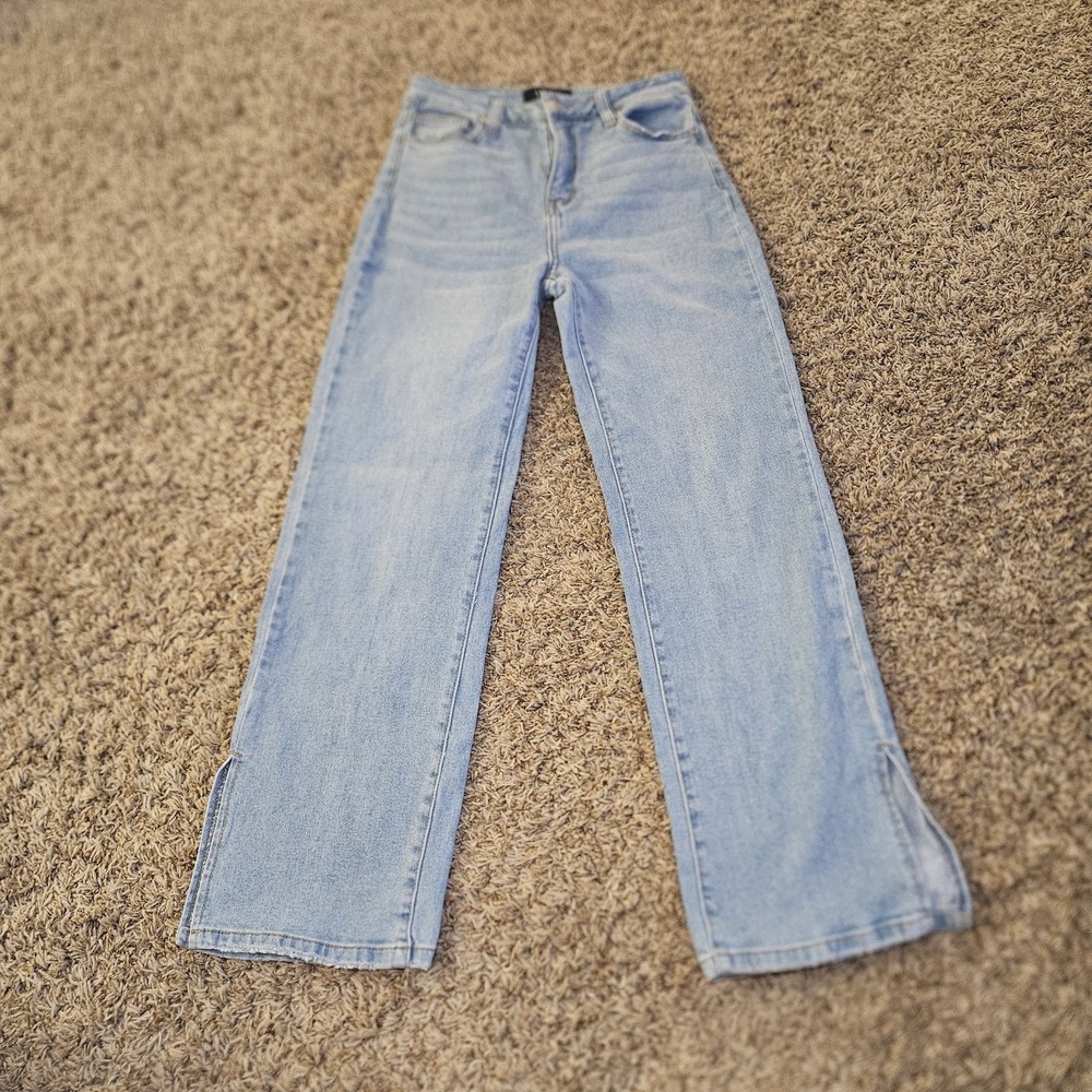 Akira Light Wash Wide Leg Jeans Size 7 (W27) Distressed‎ Denim Pants Slit